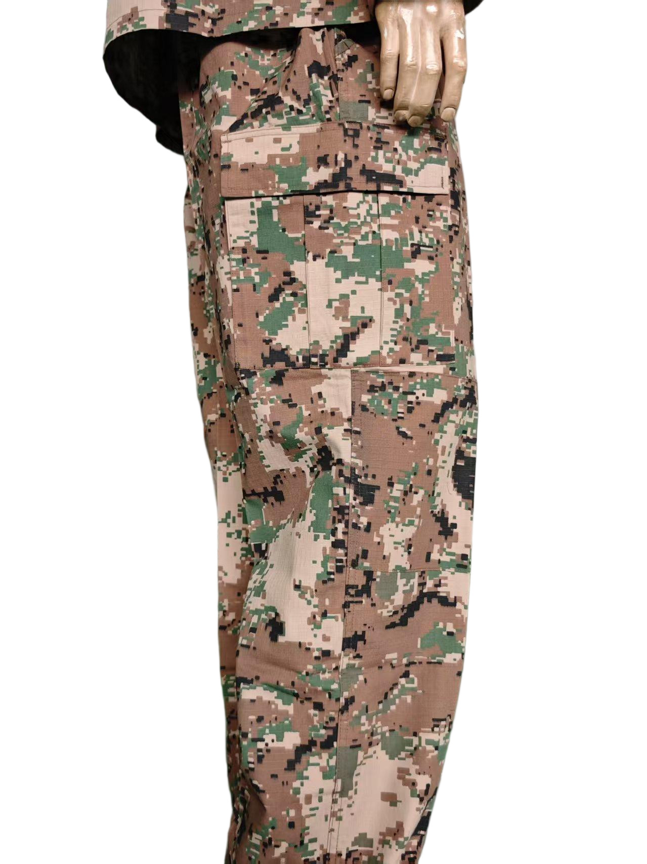 Digital Camouflage Military Training Uniform Set NC5050 Rip Stop Camouflage Tactical Fabric