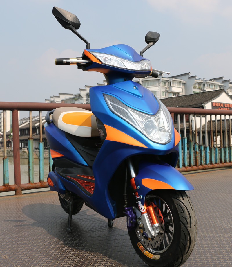 500W 1000W E Motorcycle For Adults 60V 72V 20Ah Lead Acid Battery LCD Display