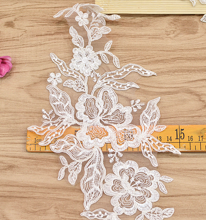 Garment Accessories Embroidery Lace Applique with Cord Ivory Color