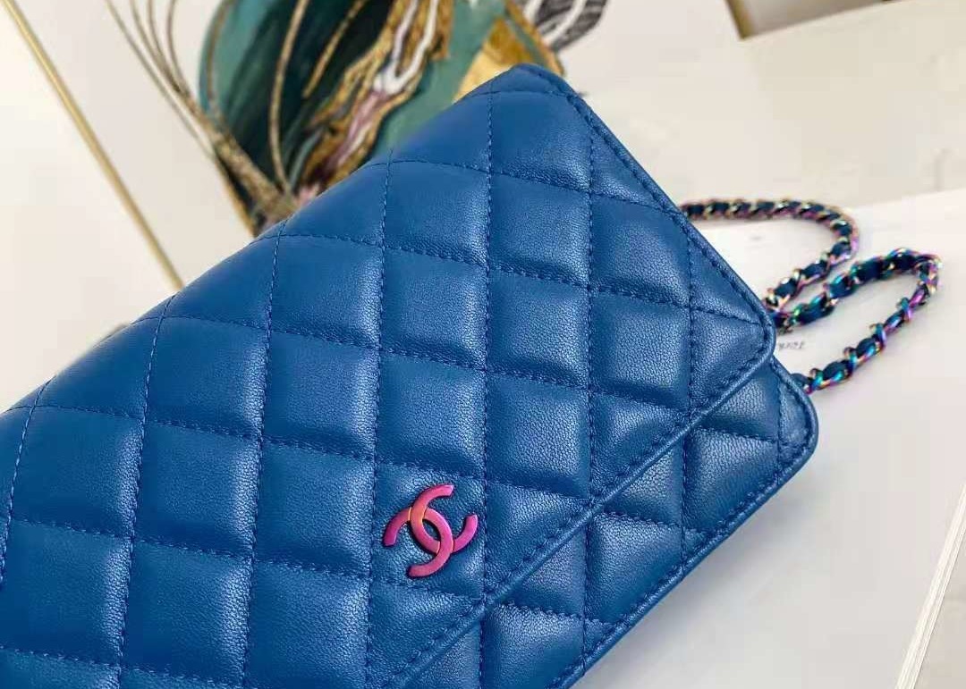 Inclined Shoulder Cowhide 19cm Luxury Brand Wallet With Chain