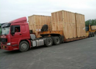 2023- Year Engine Cylinder Head for Sinotruk HOWO WD615 Diesel Engine Components and Parts
