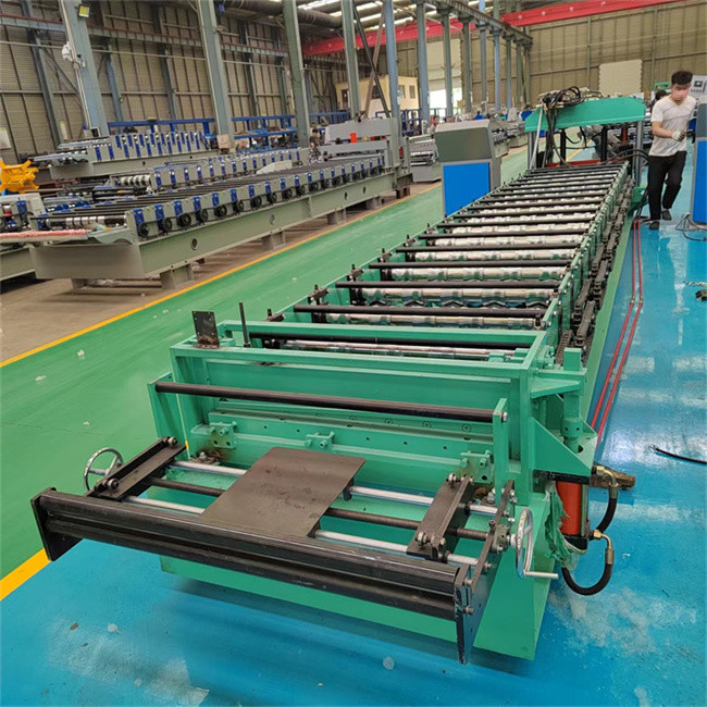Metal Iron Glazed Roof Tile Roll Forming Machine 0.3-0.8mm Thinckness