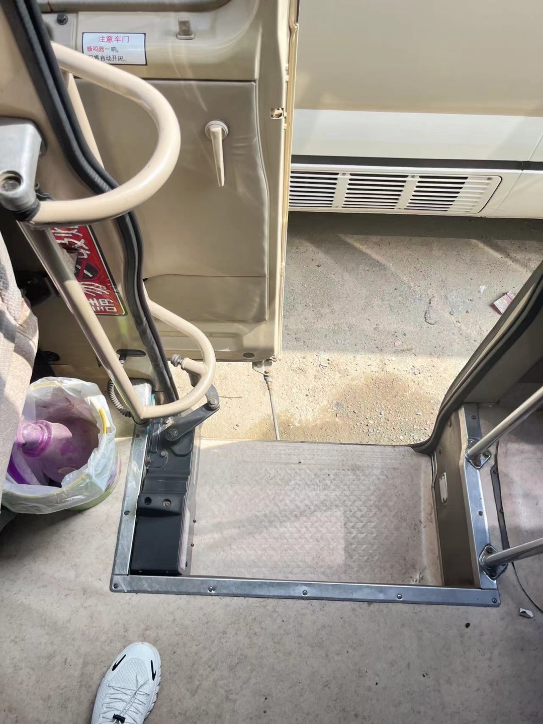 Transmission Manual Coaster Mini Bus Refurbished Used Coaster Coach Bus Diesel