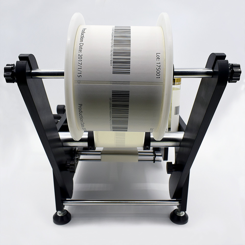 Small manual Juice bottle labeler chemical bottle labeling machine TB-26S