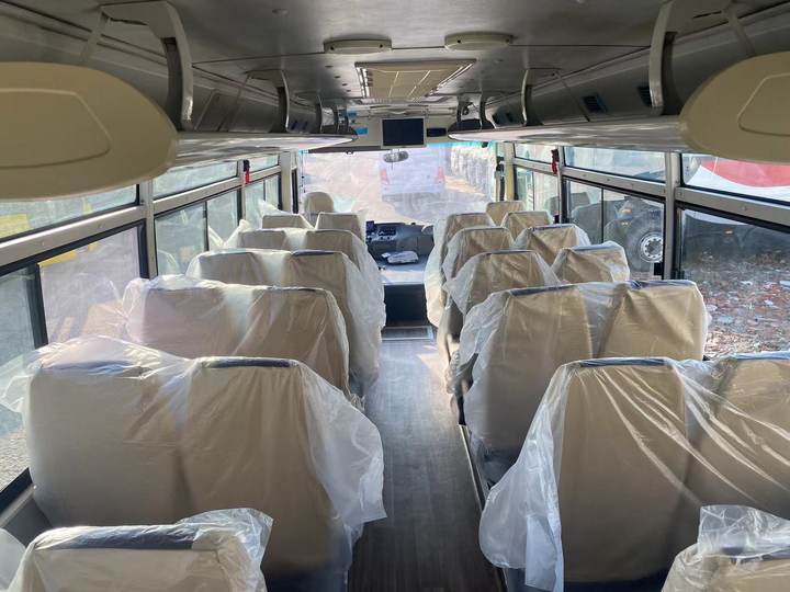11m 60-70 Seater Coach Bus Left Side Steering Wheel Euro III Emission Well Refurbished