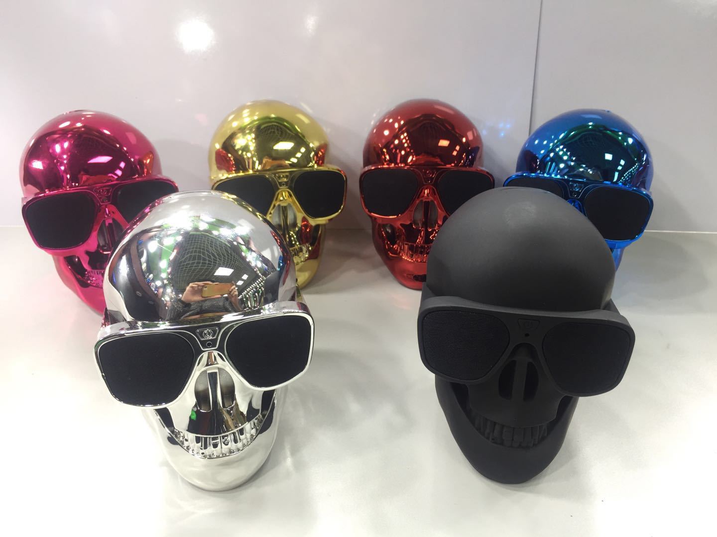 Ghost Head Skull Design Bluetooth Speakers Heavy Bass USB Private Model 500mAh Battery