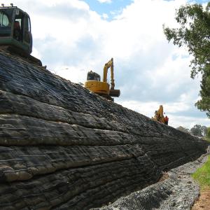 Quality High Strength PP/ HDPE Uniaxial Plastic Geogrid For Retaining Wall for sale