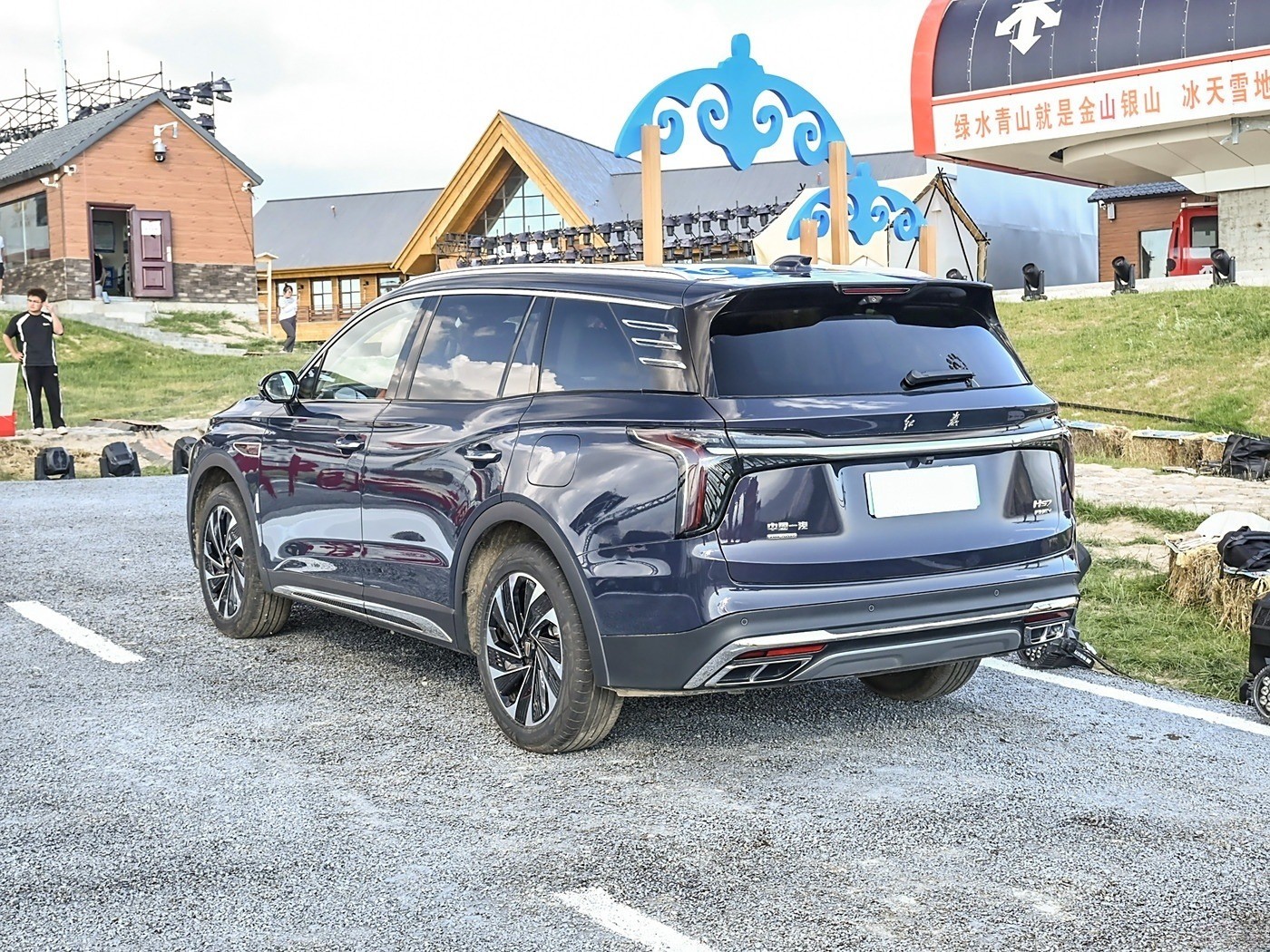 Hongqi HS7 Phev Car 2024 Gasoline Hongqi Electric Suv Plug In Hybrid Medium And Large Suv Hongqi Luxury Suv