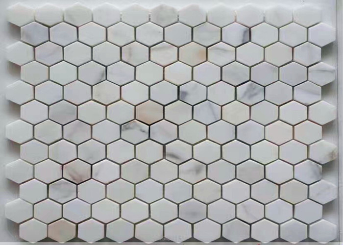 Hexagon / French Pattern Marble Basketweave Floor Tile Anti - Stain Mosaic Bathroom Tiles