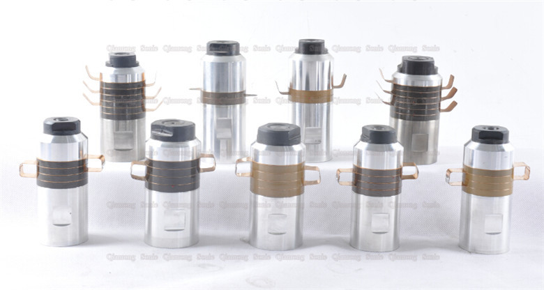 1800w Plastic Welding Ultrasonic Piezoelectric Transducer With M18 1.5 Connected Screw