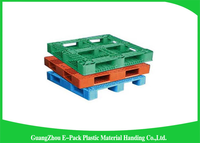 Durable Solid Deck Plastic Euro Pallets Food Grade Three Skids HPPE Material