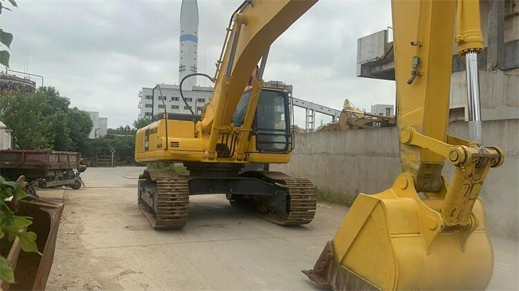 Komatsu400-8 Second-hand Crawler Excavator with Cummins Engine and Good Work Performance