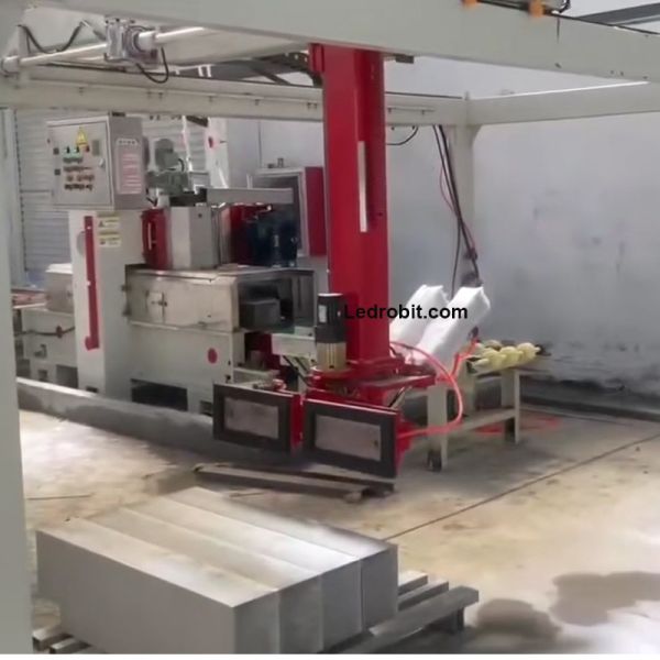 Customizable Direction Loading Unloading Machine Touch Screen Electric Curbstone